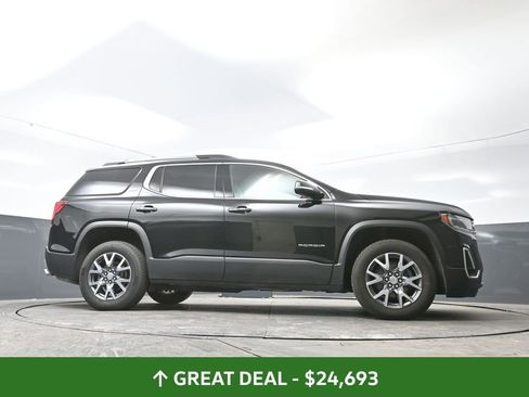 Used 2023 GMC Acadia SLT image 53