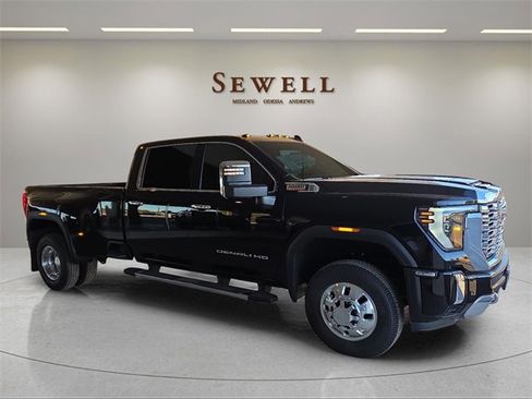 New 2026 GMC Sierra 3500 Denali w/ Denali Reserve Package image 5