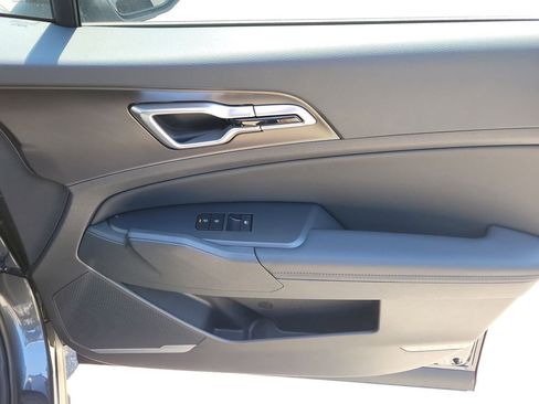 New 2026 Kia Sportage EX FWD image 10