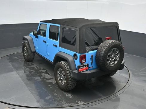 Used 2017 Jeep Wrangler Unlimited Rubicon w/ Connectivity Group image 42