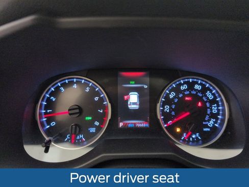 Used 2021 Toyota RAV4 XLE image 26