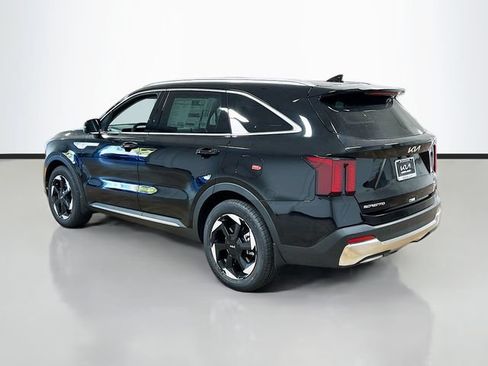 New 2026 Kia Sorento EX w/ EX Premium Package AWD/4WD image 5