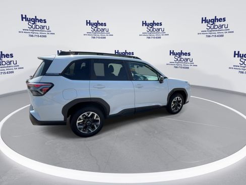 Certified 2026 Subaru Forester Premium w/ Premium/Limited Package AWD/4WD image 11
