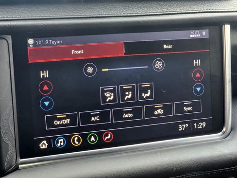 Used 2021 GMC Yukon Denali w/ Denali Premium Package image 31