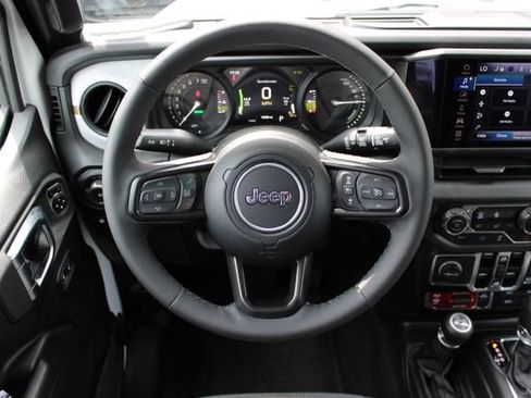 Used 2025 Jeep Wrangler Unlimited Sport S 4xe AWD/4WD image 21