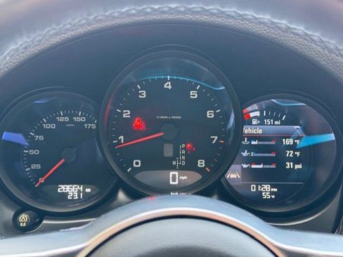 Used 2019 Porsche Macan image 34