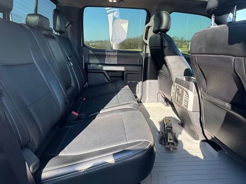 Used 2017 Ford F350 Lariat image 29
