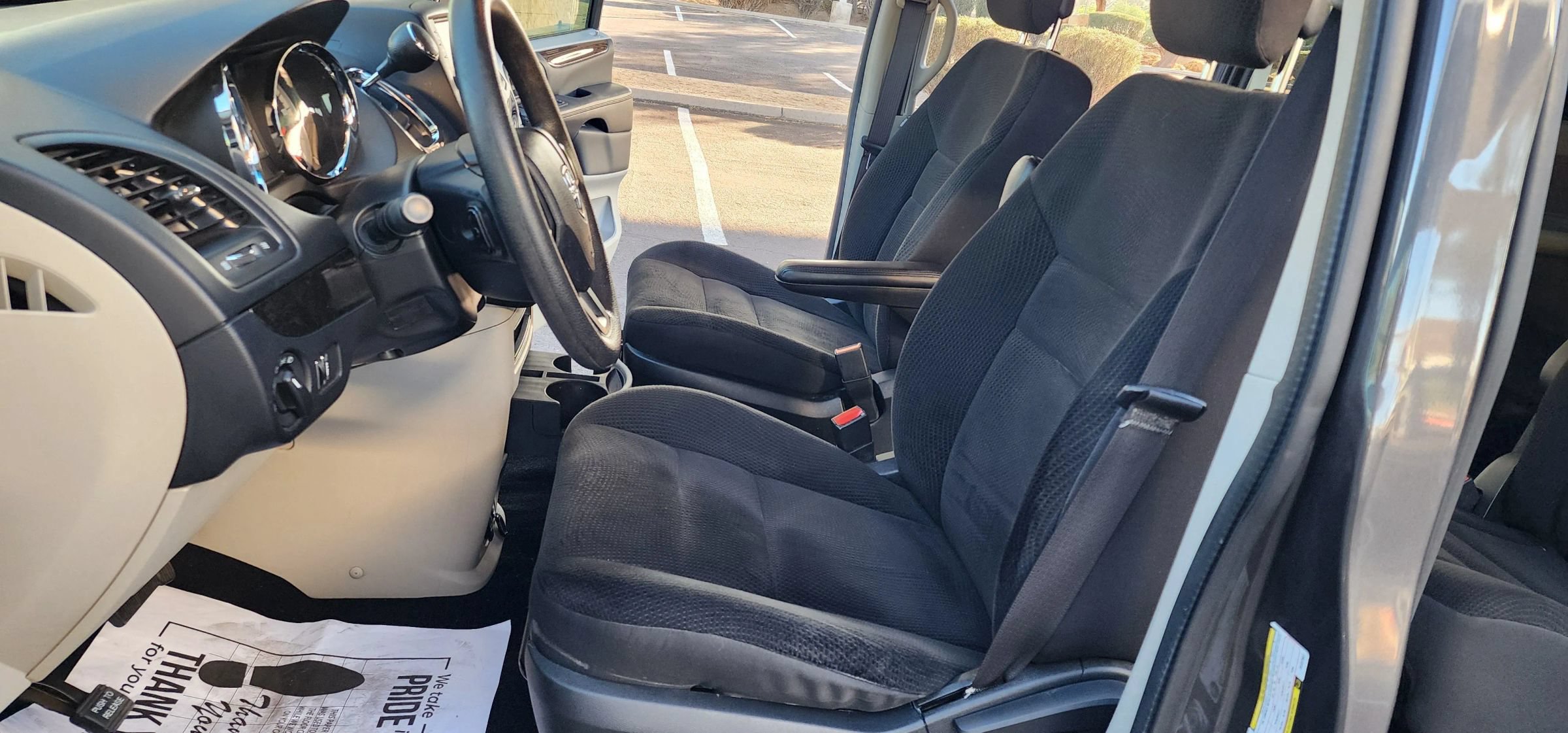Used 2018 Dodge Grand Caravan SE w/ UConnect Hands-Free Group FWD image 10