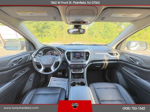 Used 2020 GMC Acadia SLT w/ Driver Alert Package II FWD image 15