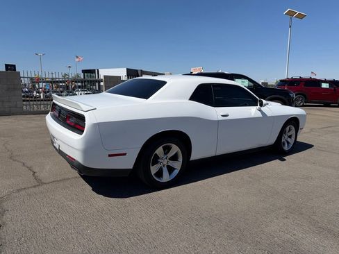 Used 2021 Dodge Challenger SXT RWD image 5