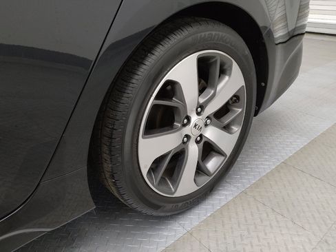 Used 2020 Kia Optima S image 31