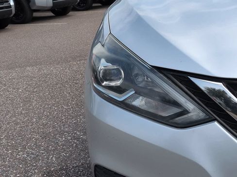 Used 2016 Nissan Sentra SR FWD image 10