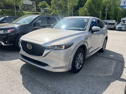 Used 2025 MAZDA CX-5 AWD 2.5 S w/ Preferred Package image 6