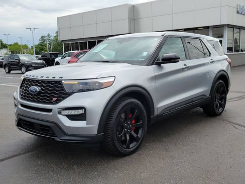 Certified 2021 Ford Explorer ST w/ Equipment Group 401A AWD/4WD image 7