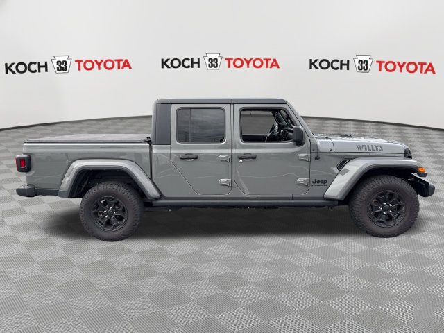 Used 2023 Jeep Gladiator Sport AWD/4WD image 9