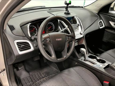 Used 2014 GMC Terrain SLE image 16