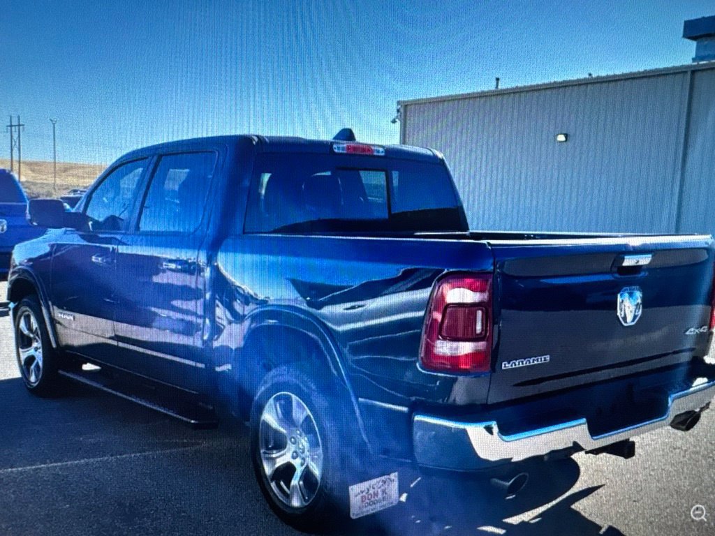 Used 2019 RAM 1500 Laramie AWD/4WD image 2