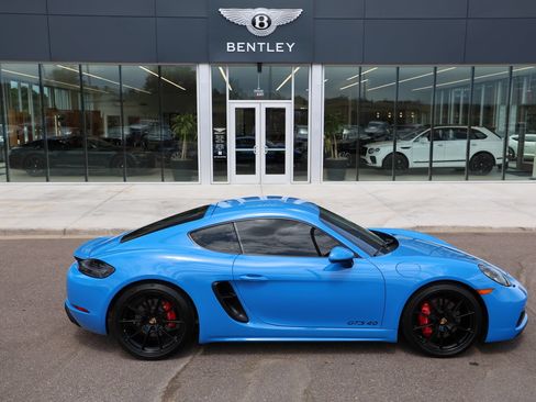 Used 2024 Porsche 718 Cayman GTS RWD image 13