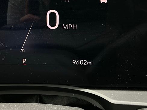 Used 2025 Buick Envista Sport Touring image 37