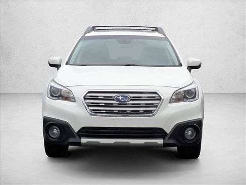 Used 2017 Subaru Outback 2.5i Limited image 2