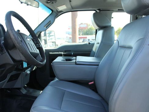 Used 2016 Ford F250 XL w/ Power Equipment Group image 13