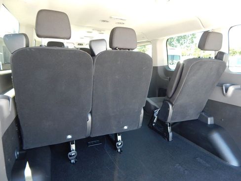 Used 2024 Ford Transit 350 XLT RWD image 4