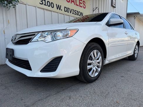 Used 2013 Toyota Camry LE FWD image 7