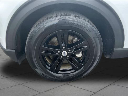 Used 2022 Ford Explorer XLT RWD image 11