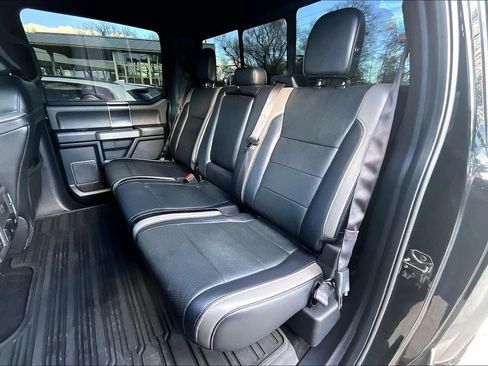 Used 2018 Ford F150 Raptor w/ Equipment Group 802A Luxury image 19