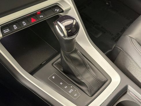 Used 2023 Audi Q3 2.0T Premium w/ Convenience Package image 19