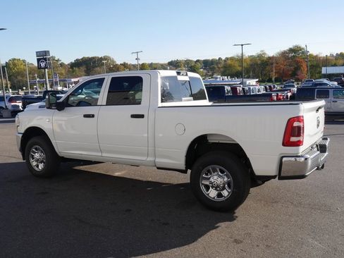 Used 2024 RAM 3500 Tradesman w/ Towing Technology Group image 9