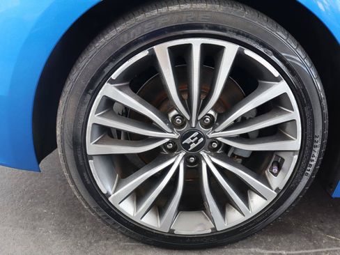 Used 2018 Kia Stinger Premium RWD image 33