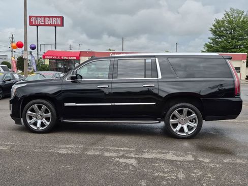 Used 2019 Cadillac Escalade ESV 2WD image 5