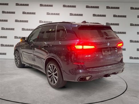 Certified 2023 BMW X5 xDrive45e w/ Executive Package image 3