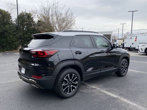 Used 2025 Chevrolet TrailBlazer ACTIV w/ Convenience Package image 9