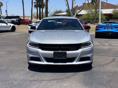 Used 2023 Dodge Charger SXT RWD image 3