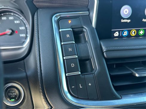 Used 2021 Chevrolet Tahoe Z71 image 28