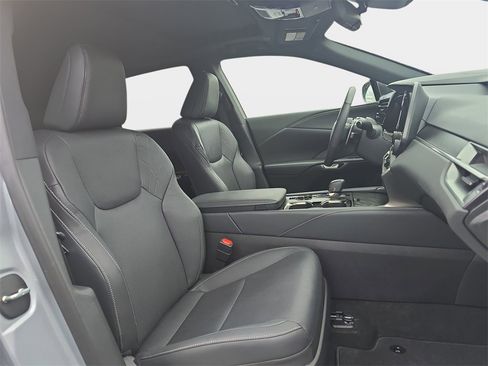 Certified 2025 Lexus RX 350 w/ Convenience Package image 10