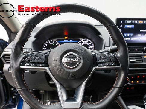 Used 2023 Nissan Altima 2.5 SR w/ SR Premium Package FWD image 10