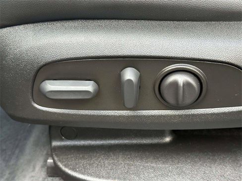 Certified 2023 Chevrolet Traverse LT image 20