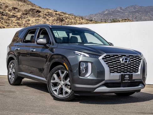 Used 2022 Hyundai Palisade SEL w/ Convenience Package FWD image 4