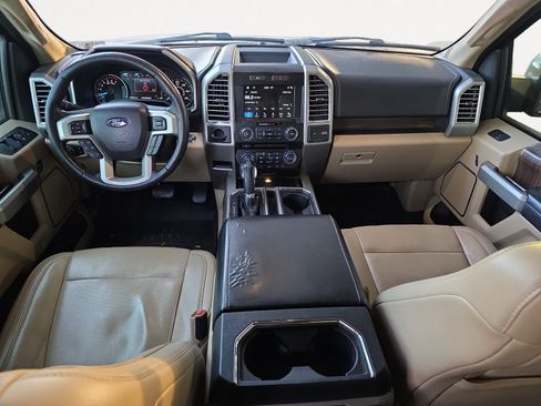 Used 2016 Ford F150 Lariat image 2