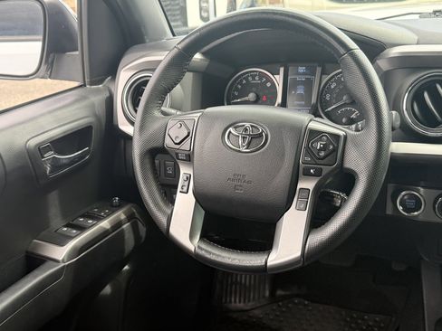 Used 2023 Toyota Tacoma Limited AWD/4WD image 22