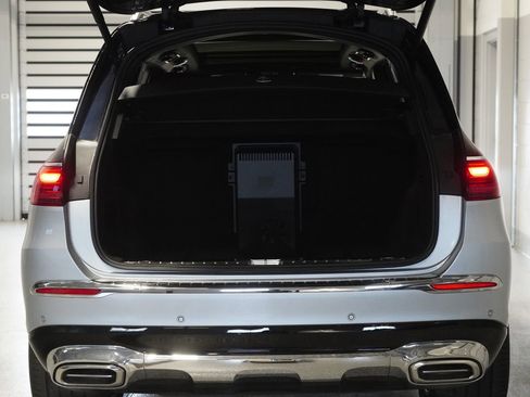 New 2026 Mercedes-Benz Maybach GLS 600 4MATIC image 35