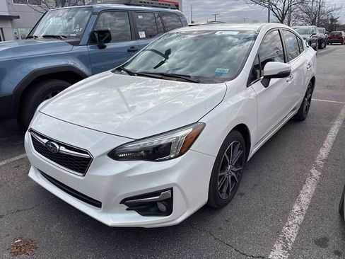 Used 2017 Subaru Impreza 2.0i Limited image 3