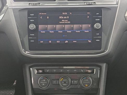 Used 2019 Volkswagen Tiguan SE w/ Panoramic Sunroof Package image 14