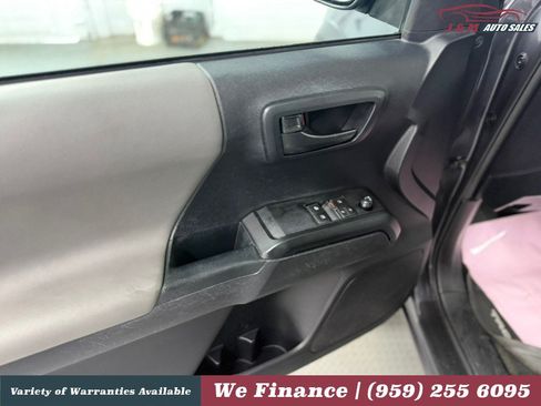 Used 2020 Toyota Tacoma SR w/ SX Package AWD/4WD image 27