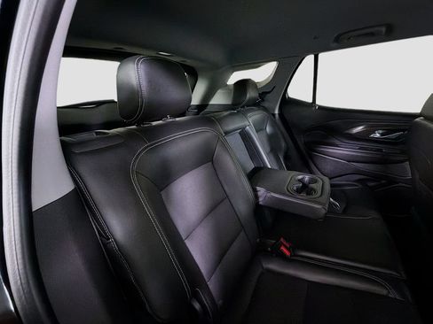 Used 2024 GMC Terrain SLT w/ Elevation Edition FWD image 29