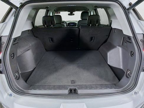 Used 2020 GMC Terrain SLT w/ Preferred Package image 25