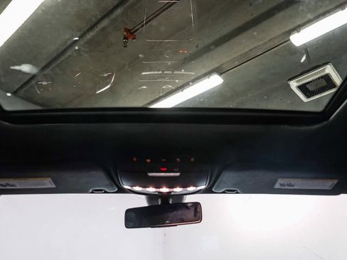 Used 2019 Mercedes-Benz C 300 Sedan image 17